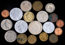 Набор из 19-ти монет (Страны мира)