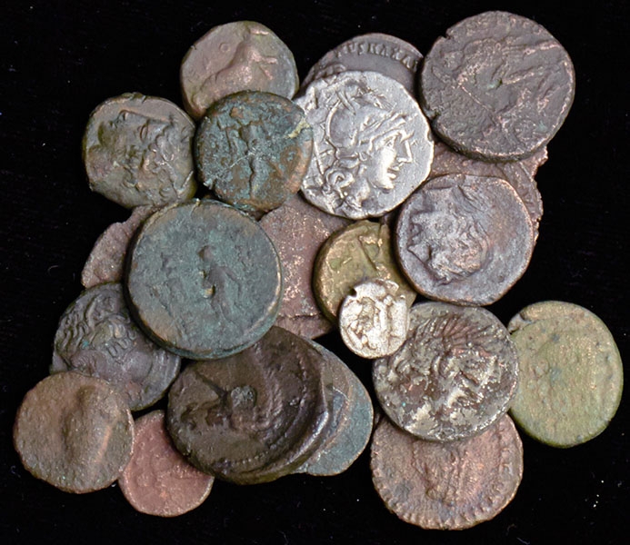 Набор из 25-ти античных монет