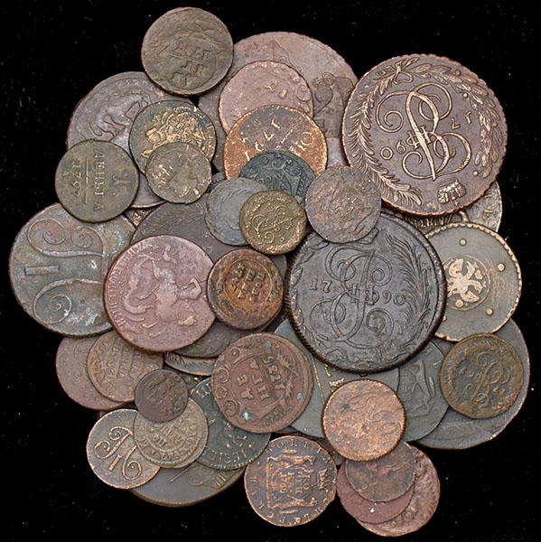 Набор из 46-ти медных монет
