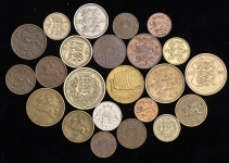 Набор из 23-х довоенных монет (Страны Балтии)