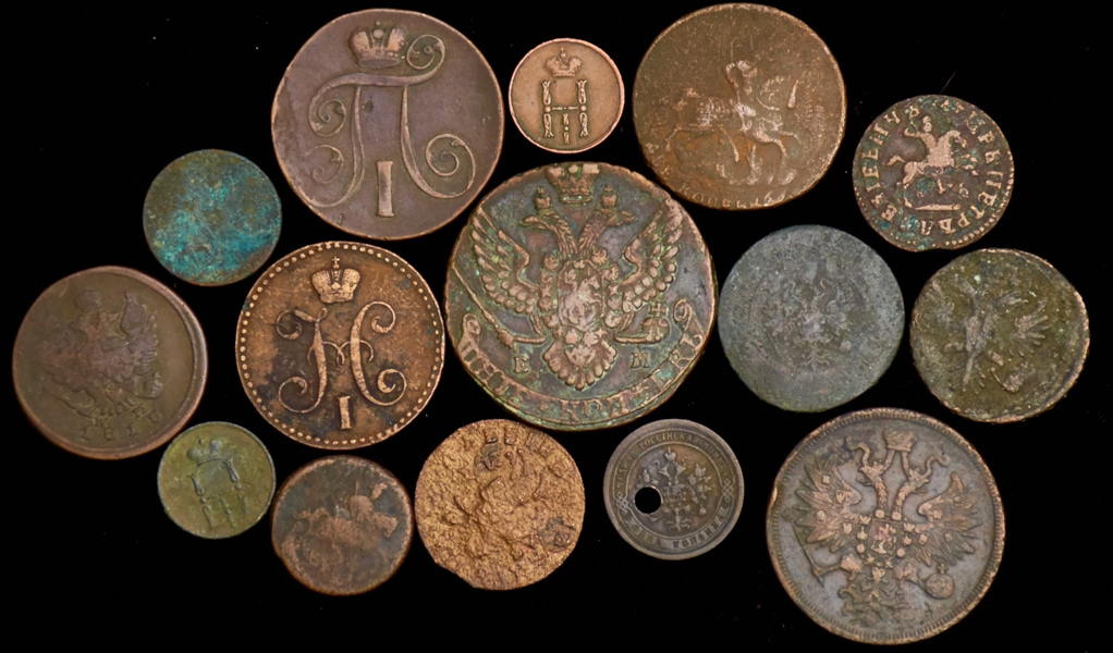 Новелла монета. Античная медная монета ploykacap. Египетские медные монеты.