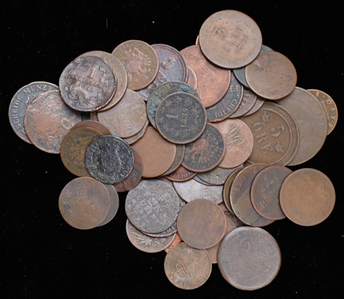 Набор из 56-и медных монет (страны Европы)