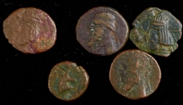 Набор из 5-и медных монет  Парфия